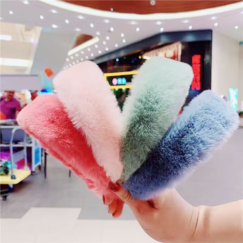 Dlaczego opaska do włosów ciągle Cię zawodzi?